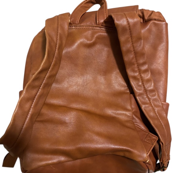 Leather Drawstring Adjustable Backpack - Picture 2 of 4